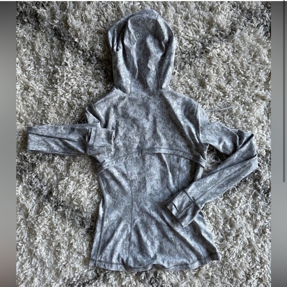 Lululemon Hooded Define Jacket *Nulu Hideaway
Camo Starlight Multi - Picture 2 of 3